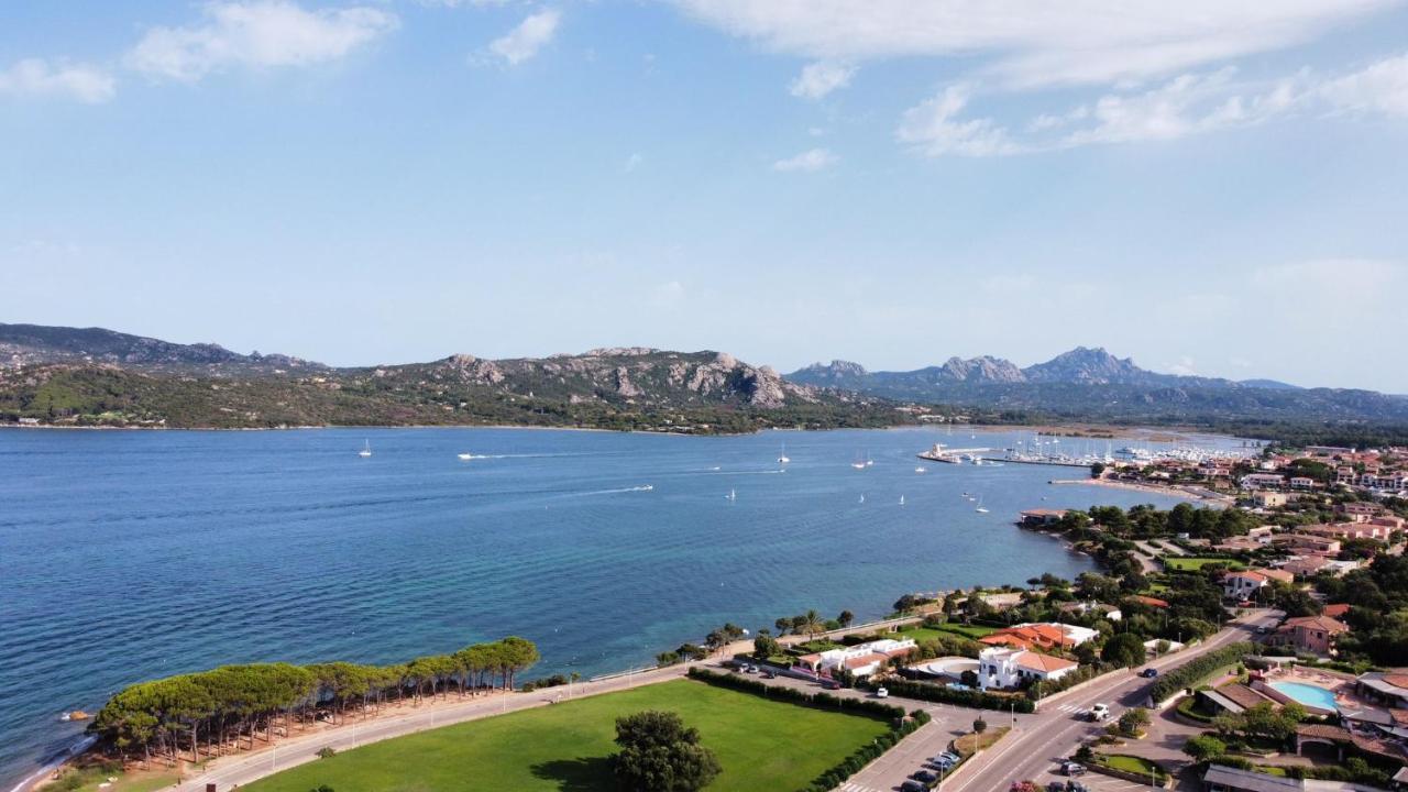 Aqua Life Luxury Apartment Arzachena Eksteriør bilde